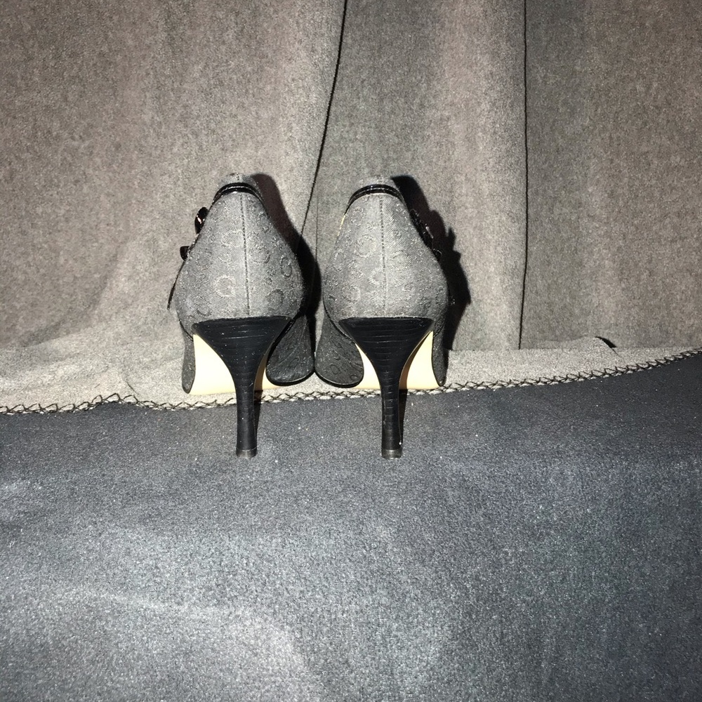 Shoes - Picture 3 of 3